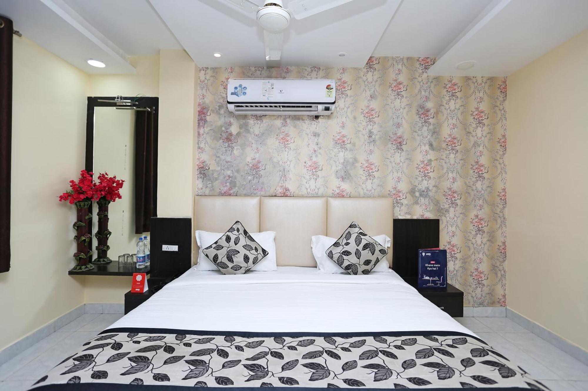 Hotel O Laxmi Privilege Inn Gwalior Ngoại thất bức ảnh